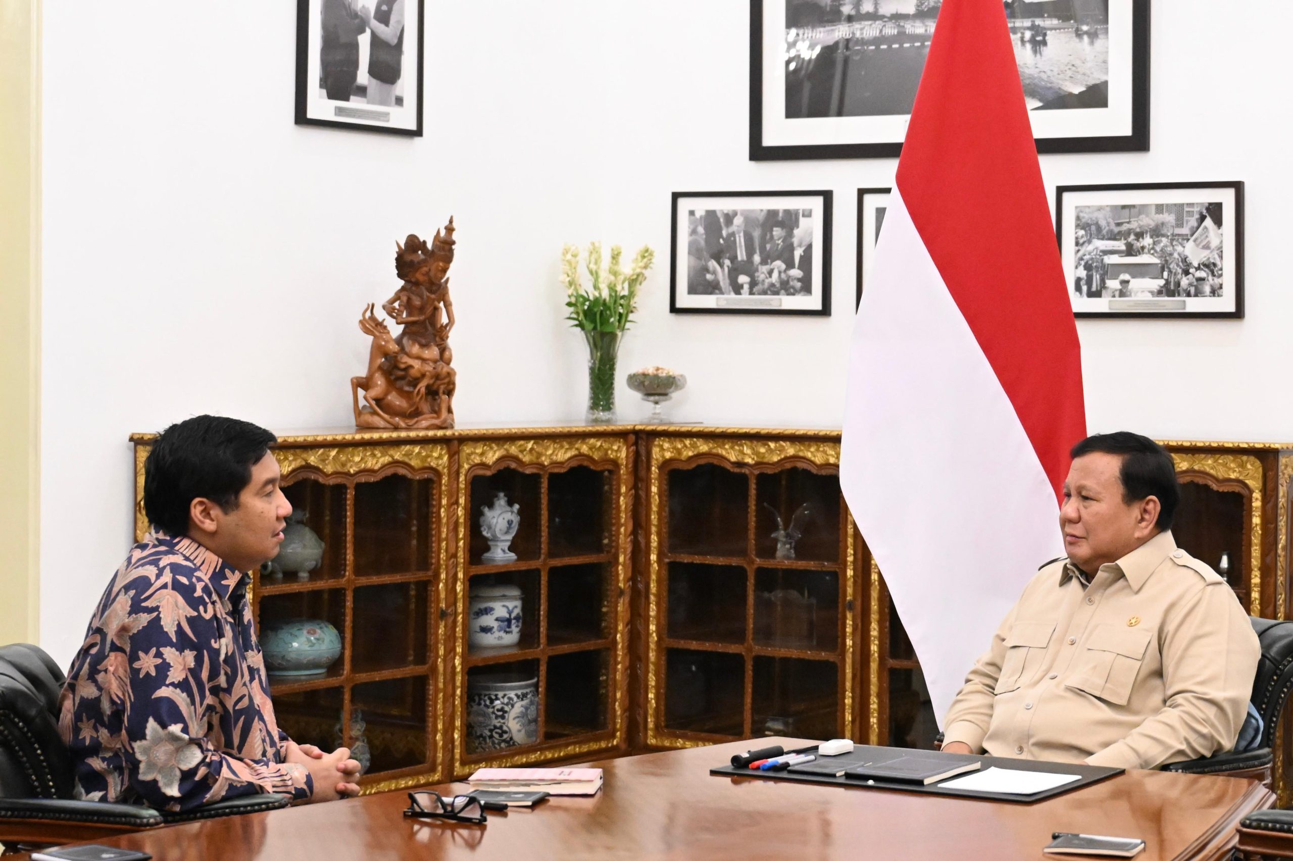 Presiden Prabowo Bahas Program Perumahan Rakyat dengan Menteri PKP