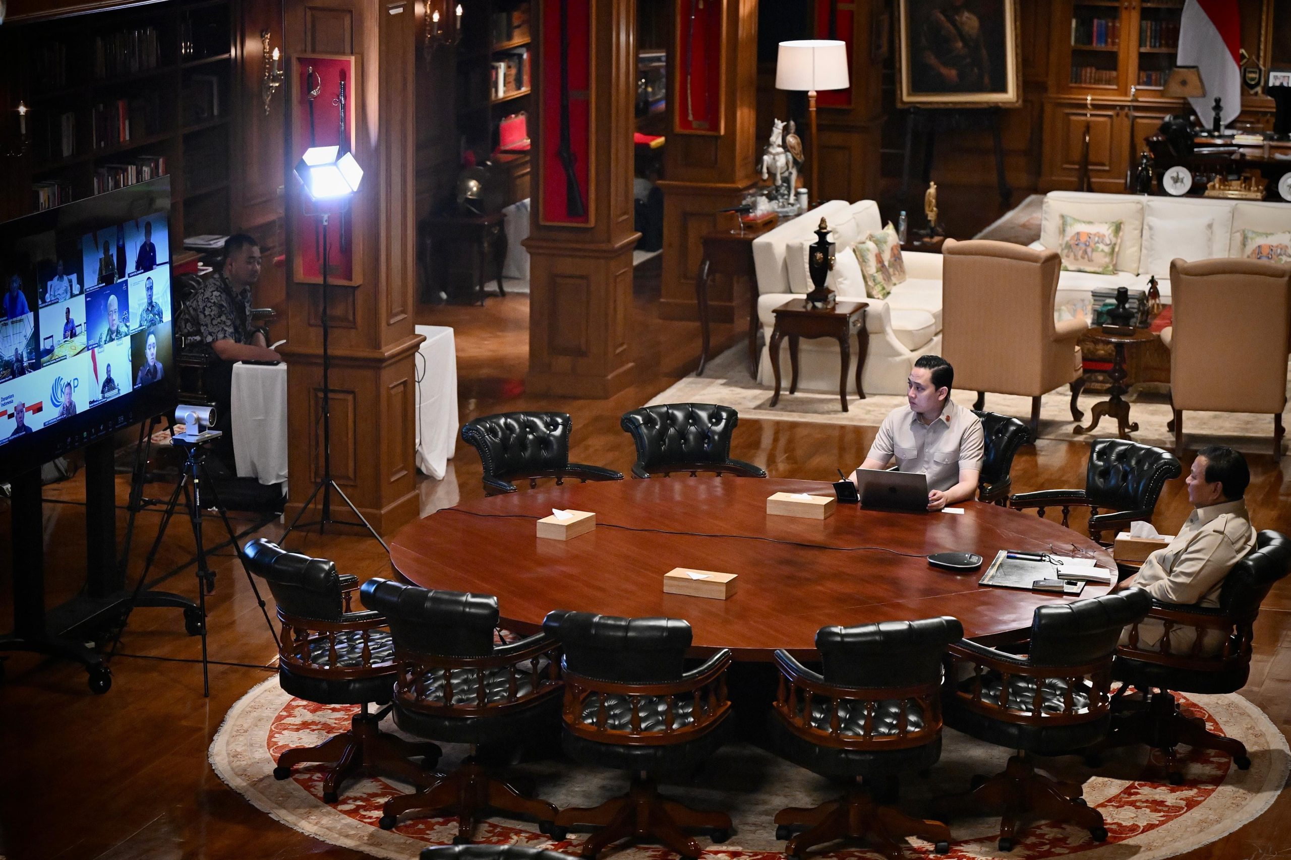 Prabowo Pimpin Rapat Virtual Bahas Strategi Nasional