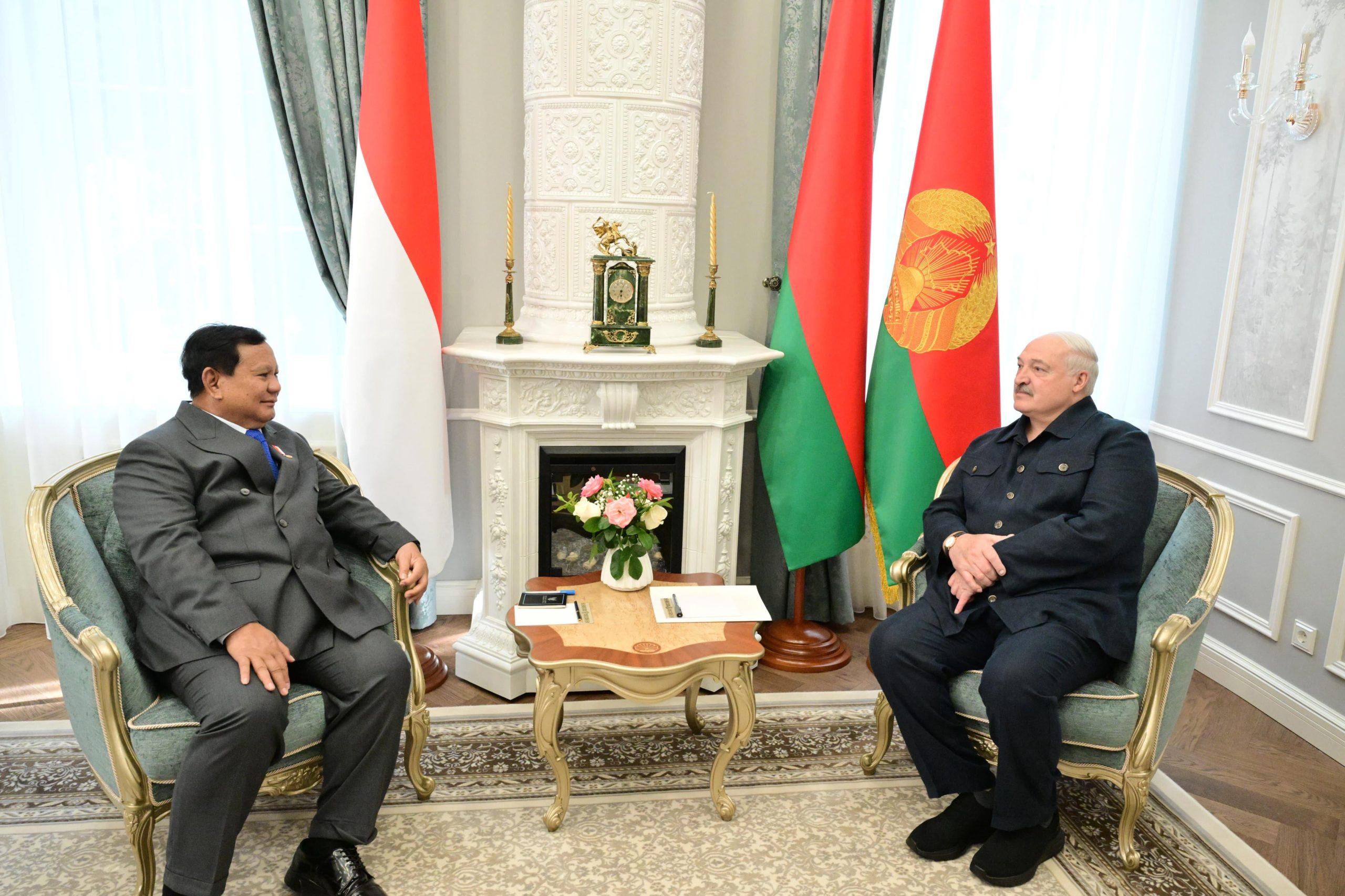 Prabowo dan Lukashenko Bahas Kerja Sama Komoditas Strategis di Ozyorny