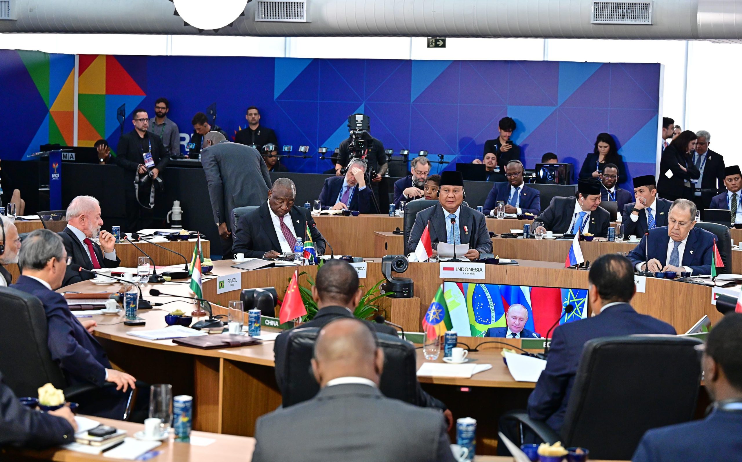Presiden Prabowo di KTT BRICS 2025: Komitmen Indonesia untuk Perdamaian & Reformasi Global