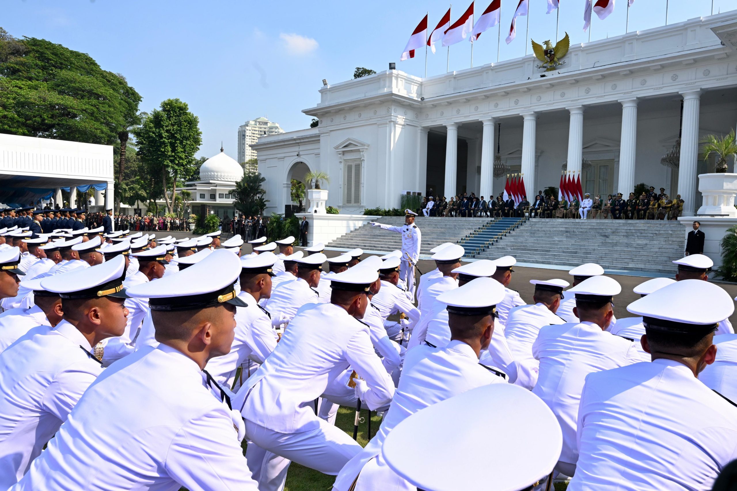 Presiden Prabowo kepada 2000 Perwira Muda TNI-Polri: Jadilah Garda Terdepan Bangsa