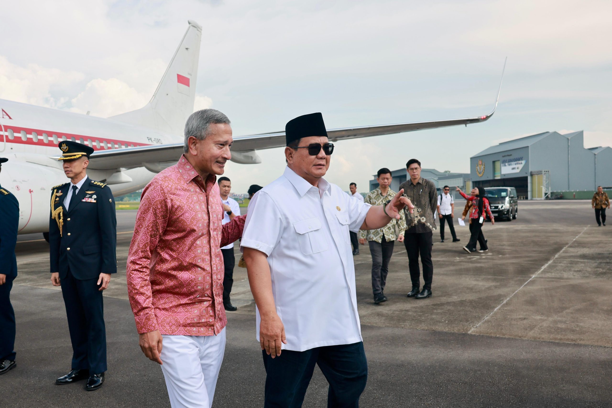 Prabowo Hadiri Parade Hari Nasional Singapura