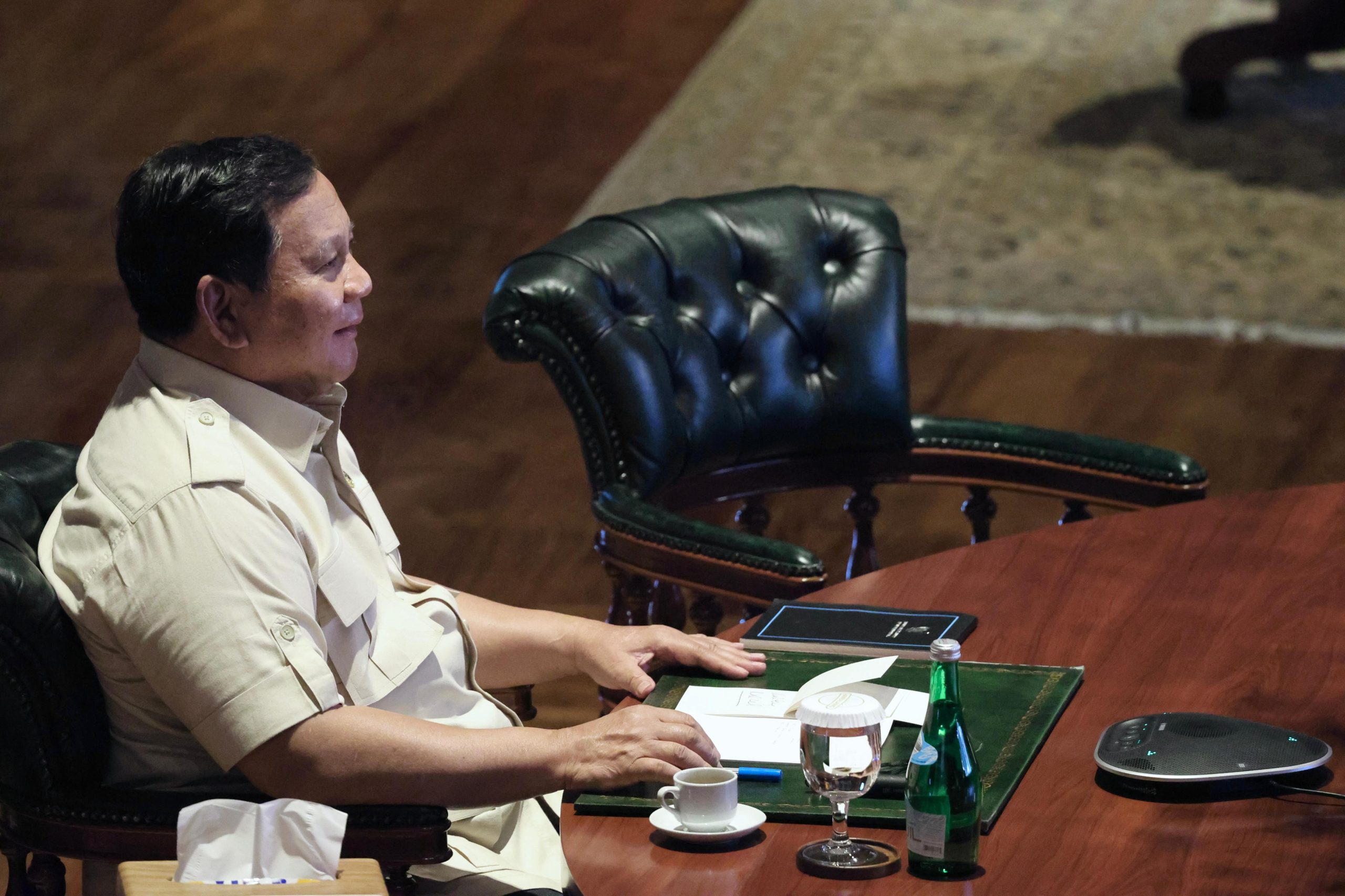 Ratas Hambalang: Percepatan Bandara & Mitigasi Kebakaran Hutan