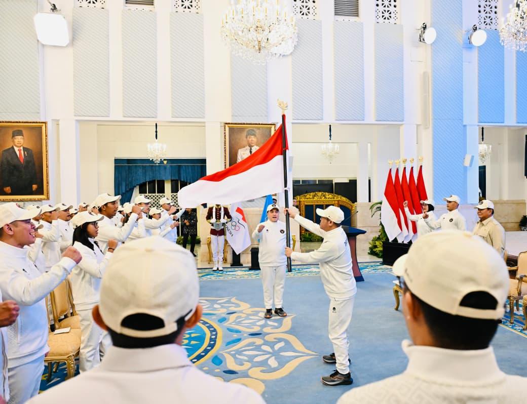 Prabowo Lepas Kontingen Indonesia ke SEA Games 2025 Thailand